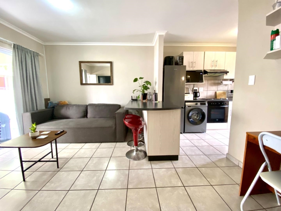 1 Bedroom Property for Sale in Klein Drakenstein Western Cape